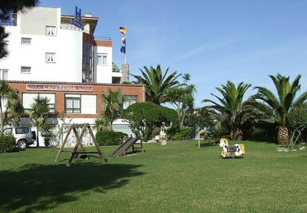 Hotel Costa De Ajo Buitenkant foto